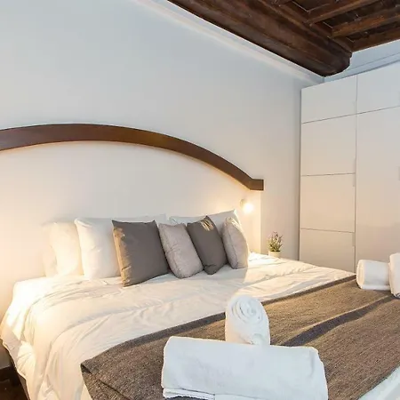 In Scala Deluxe Řím